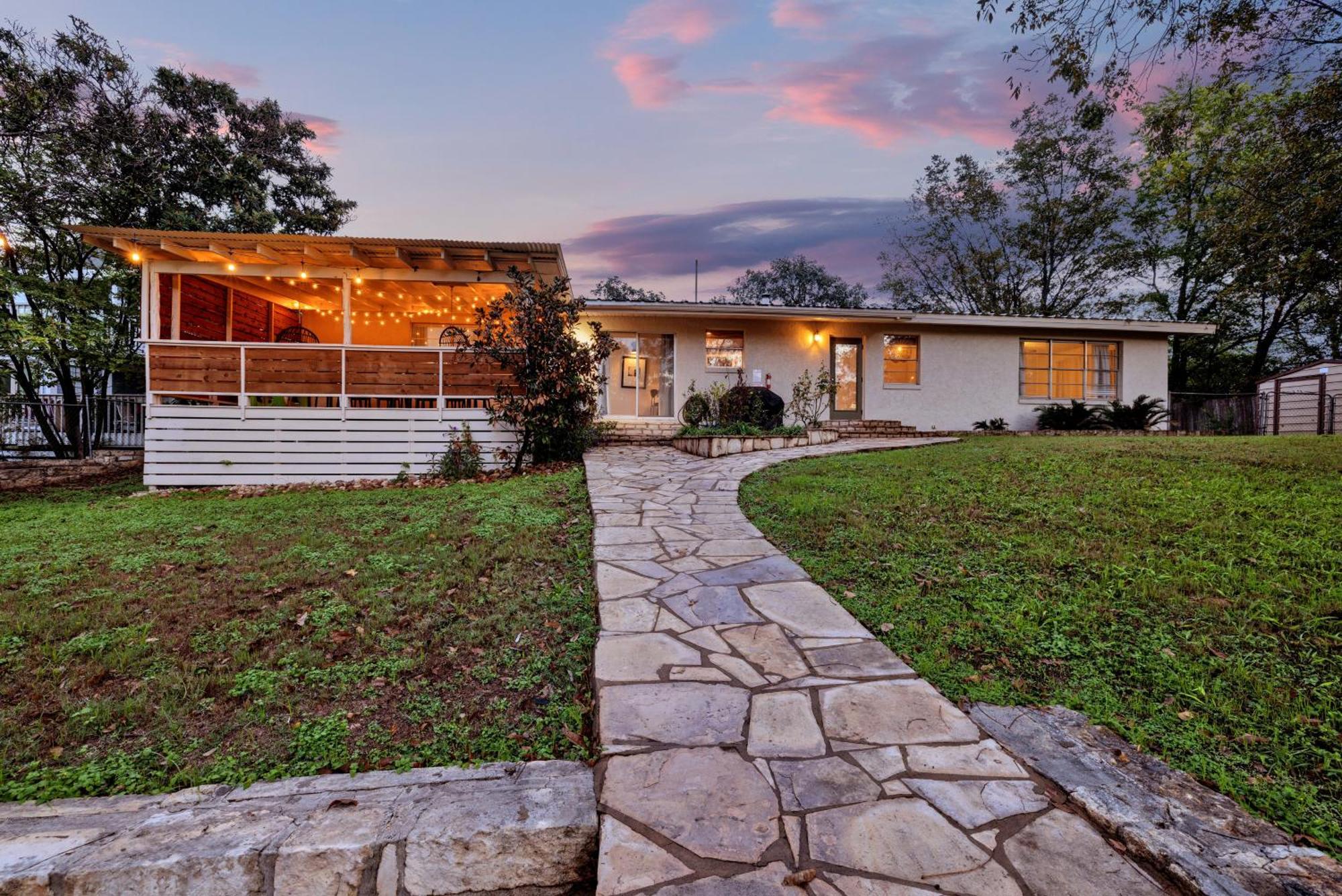 Luxury Lakefront Oasis With Boat Dock-Firepit McQueeney エクステリア 写真